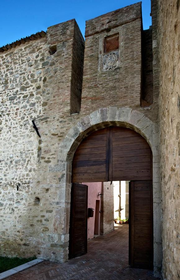 مبيت وإفطار Castel Ritaldi Torre Della Botonta المظهر الخارجي الصورة