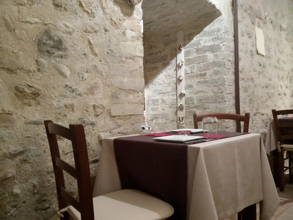 مبيت وإفطار Castel Ritaldi Torre Della Botonta المظهر الخارجي الصورة