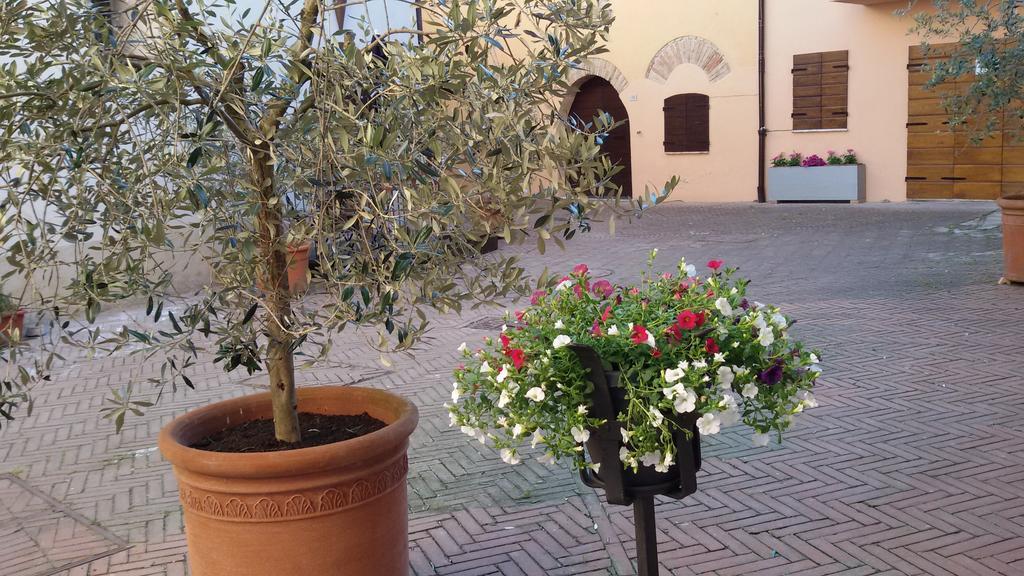 مبيت وإفطار Castel Ritaldi Torre Della Botonta المظهر الخارجي الصورة