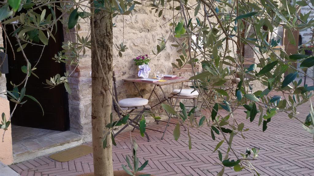 مبيت وإفطار Castel Ritaldi Torre Della Botonta المظهر الخارجي الصورة