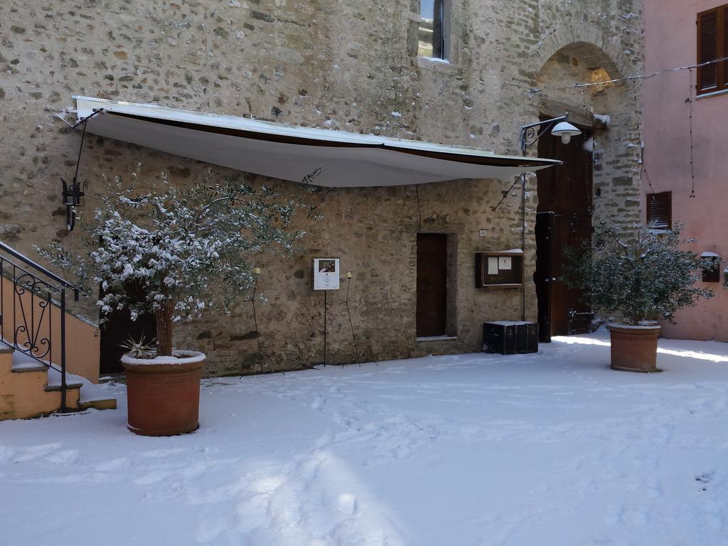 مبيت وإفطار Castel Ritaldi Torre Della Botonta المظهر الخارجي الصورة